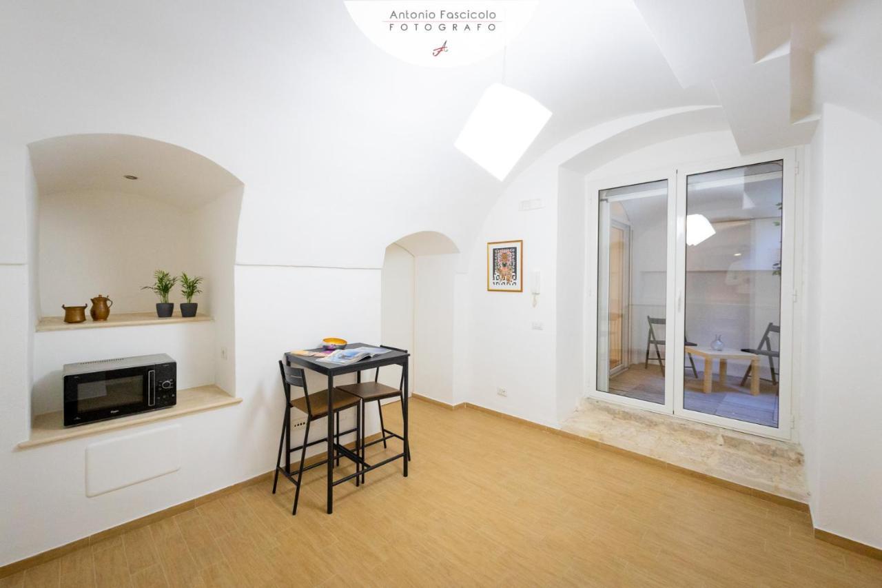 Antica Dimora Lombardi 2 Appartement Bari Buitenkant foto