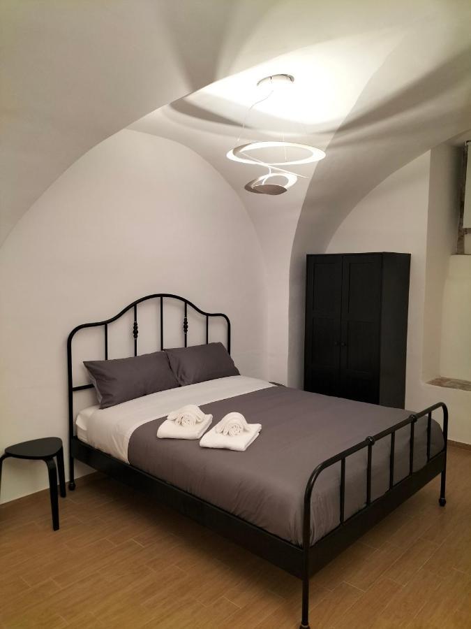 Antica Dimora Lombardi 2 Appartement Bari Buitenkant foto