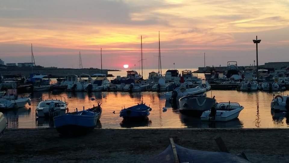 Antica Dimora Lombardi 2 Appartement Bari Buitenkant foto